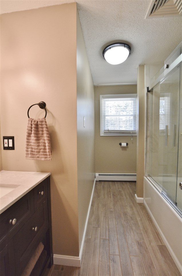 119 Rockingham Road Londonderry, NH 03053 - Photo 14 of 28 Gallery Image 14