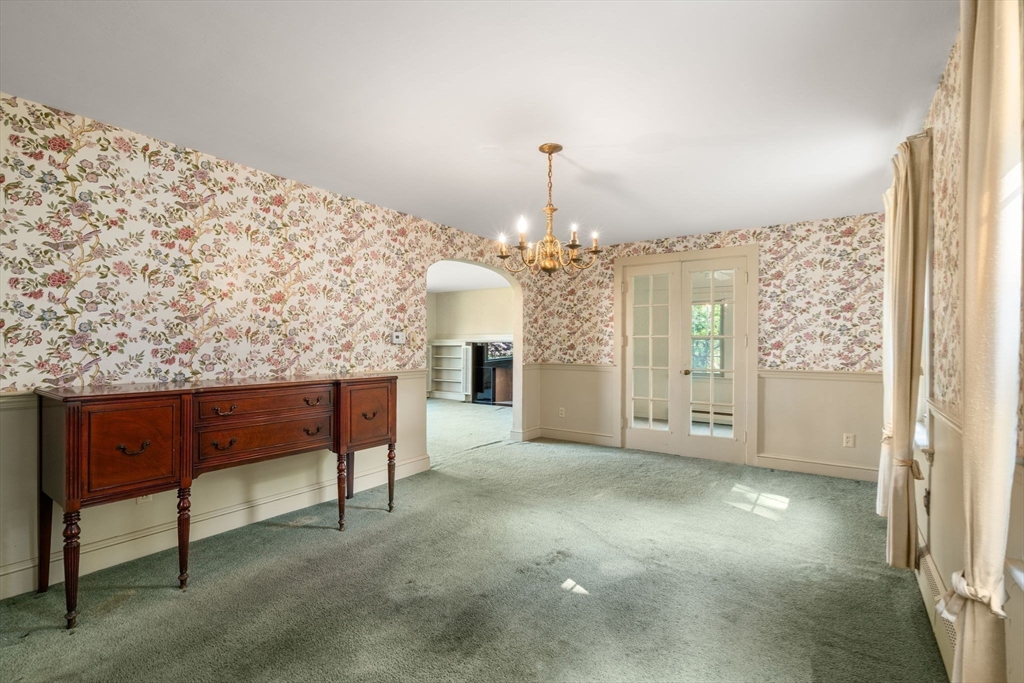 278 Common Street Walpole, MA 02081 - Photo 15 of 41