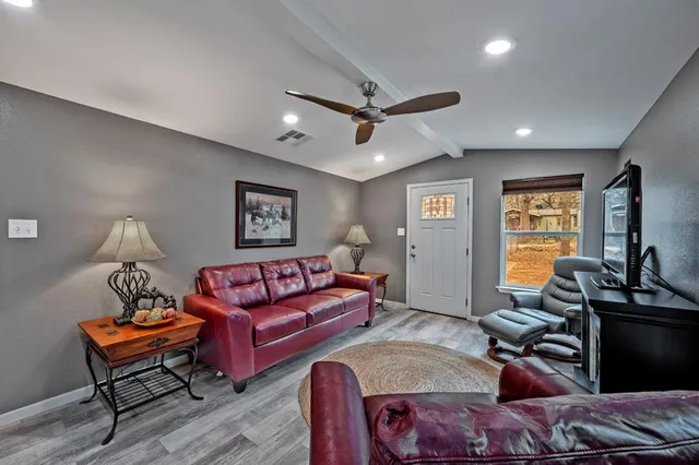 $1,600 | 269 Sherman Drive, Pottsboro, TX 75076