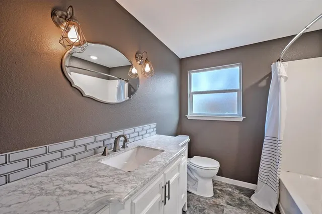 $1,600 | 269 Sherman Drive, Pottsboro, TX 75076