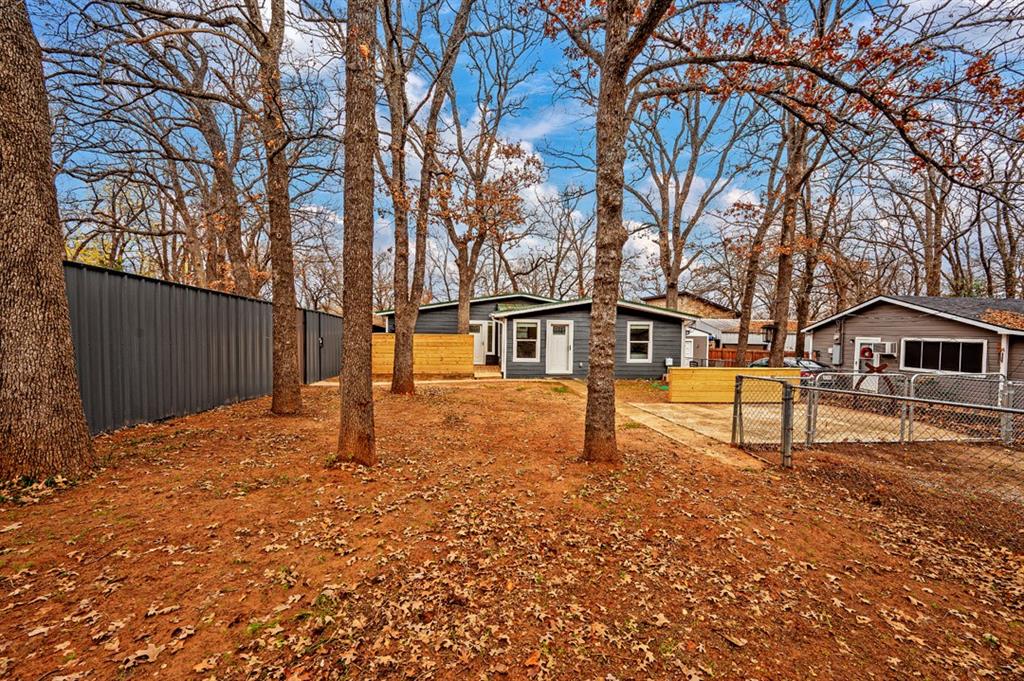 269 Sherman Drive Pottsboro, TX 75076 - Photo 32 of 37