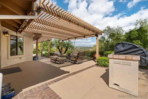 $1,495,000 | 328 Montecito Glen, Escondido, CA 92025