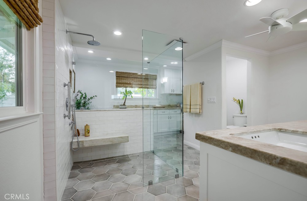 2879 Clubhouse Road Costa Mesa, CA 92626 - Photo 33 of 64