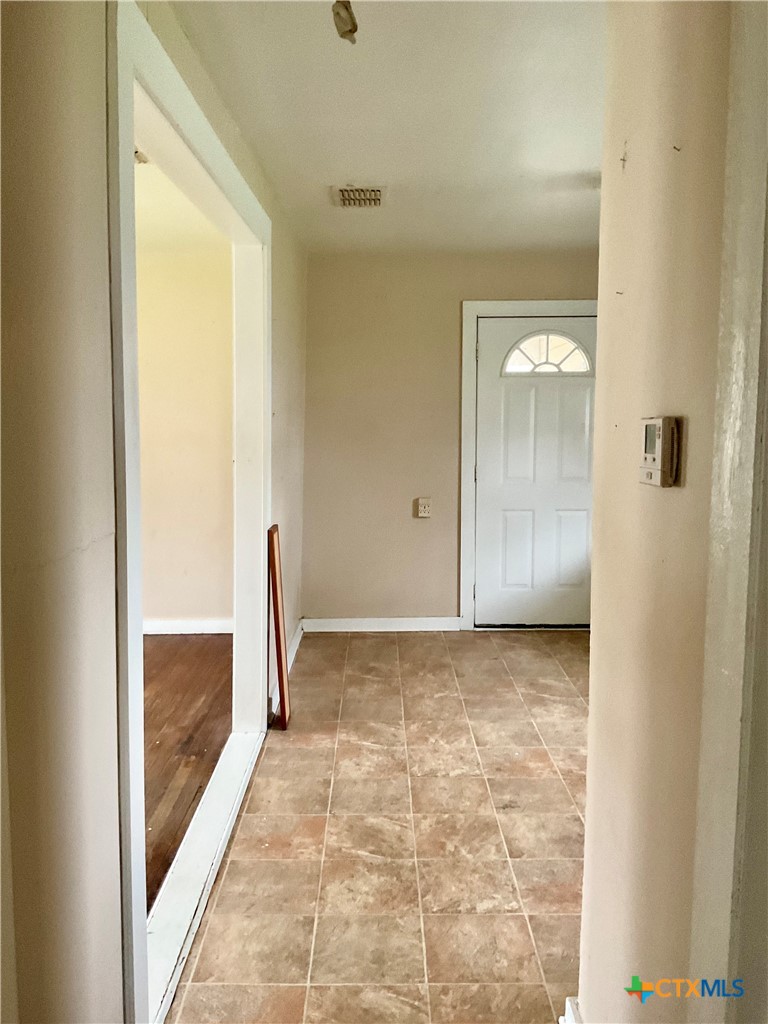 102 Clark Street Yoakum, TX 77995 - Photo 16 of 18 a view of a bathroom