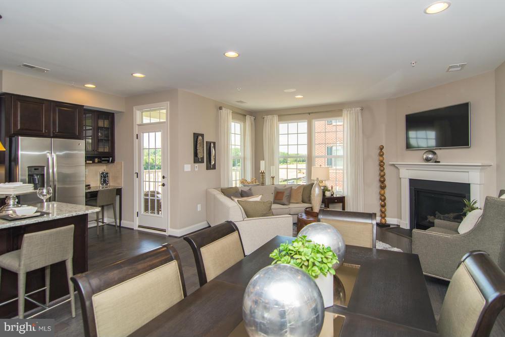 8023 Orchard Grove Road, Unit 820 Odenton, MD 21113 - Photo 7 of 30 SPEND TIME WITH FAMILY IN THIS GREAT SPACE