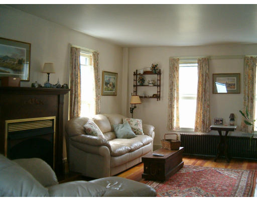 212 Chestnut Plain Road Whately, MA 01093 - Photo 5 of 27