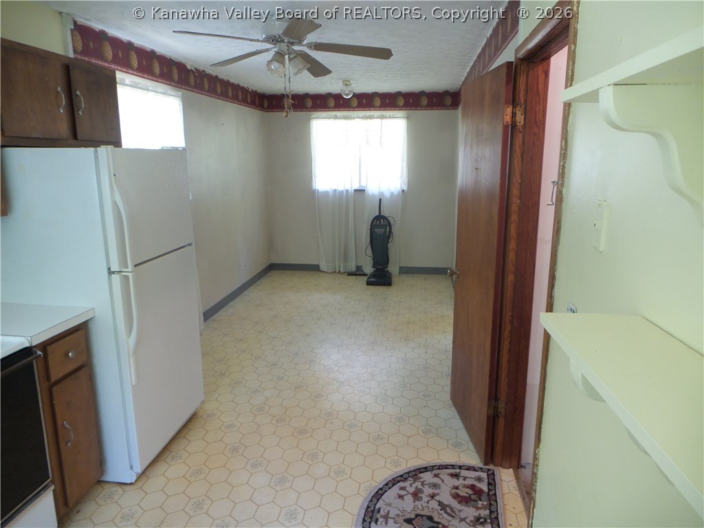 2843 Poca Fork Road Elkview, WV 25071 - Photo 11 of 23 Gallery Image 11