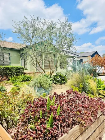 $3,200 | 17531 Lemay Place, Lake Balboa, CA 91406