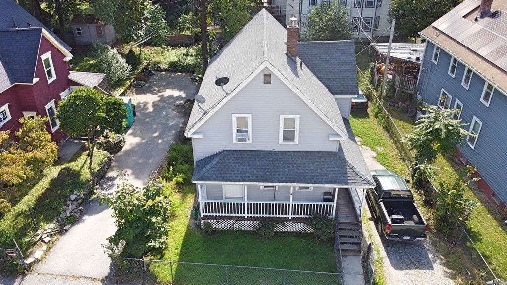 37 Duxbury Road Worcester, MA 01605 - Photo 2 of 24 Gallery Image 2