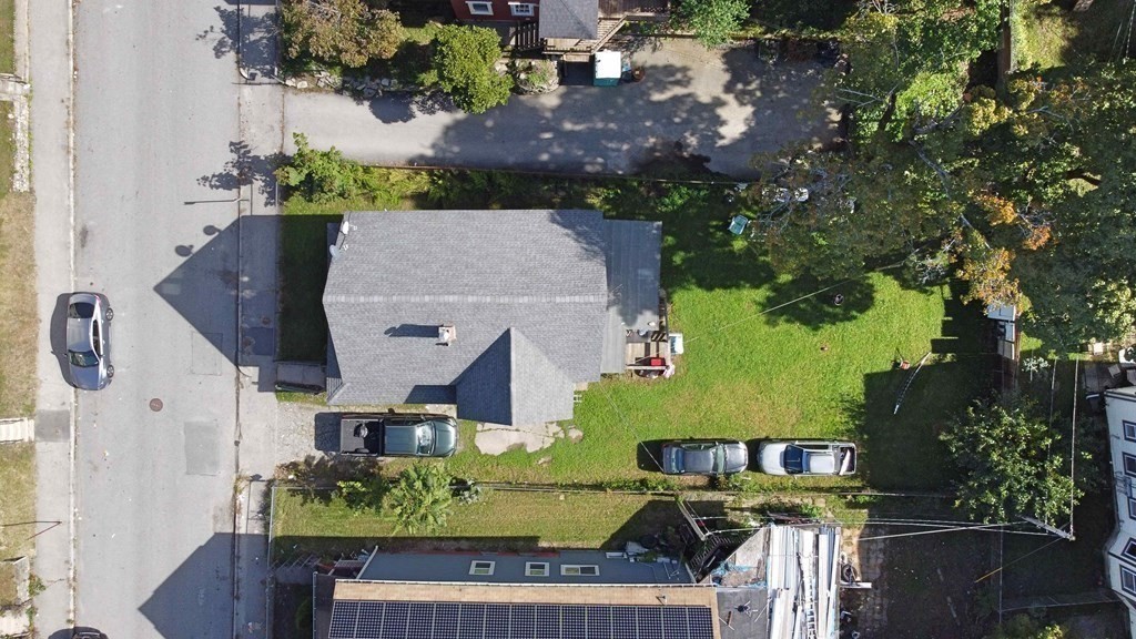 37 Duxbury Road Worcester, MA 01605 - Photo 6 of 24 Gallery Image 6