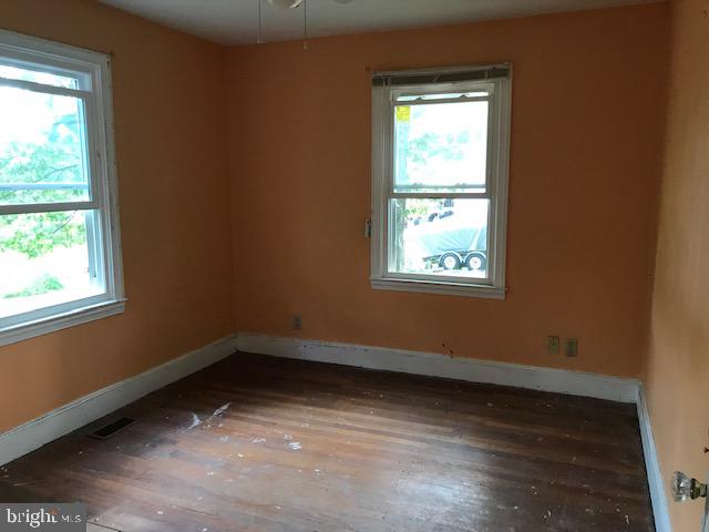 2155 Strasburg Road Front Royal, VA 22630 - Photo 12 of 16 Gallery Image 12