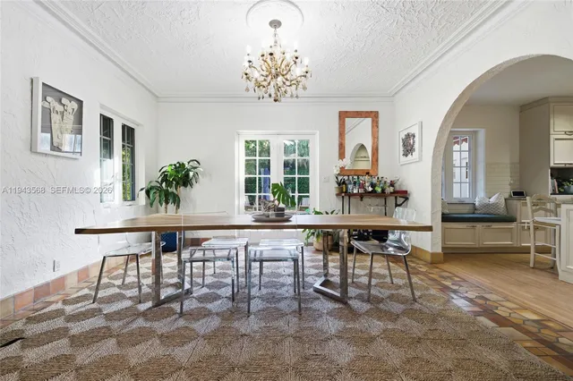 $2,489,500 | 1302 Alhambra Circle, Coral Gables, FL 33134