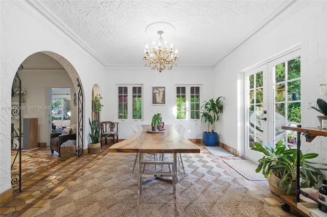 $2,489,500 | 1302 Alhambra Circle, Coral Gables, FL 33134