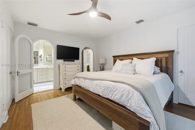 $2,489,500 | 1302 Alhambra Circle, Coral Gables, FL 33134