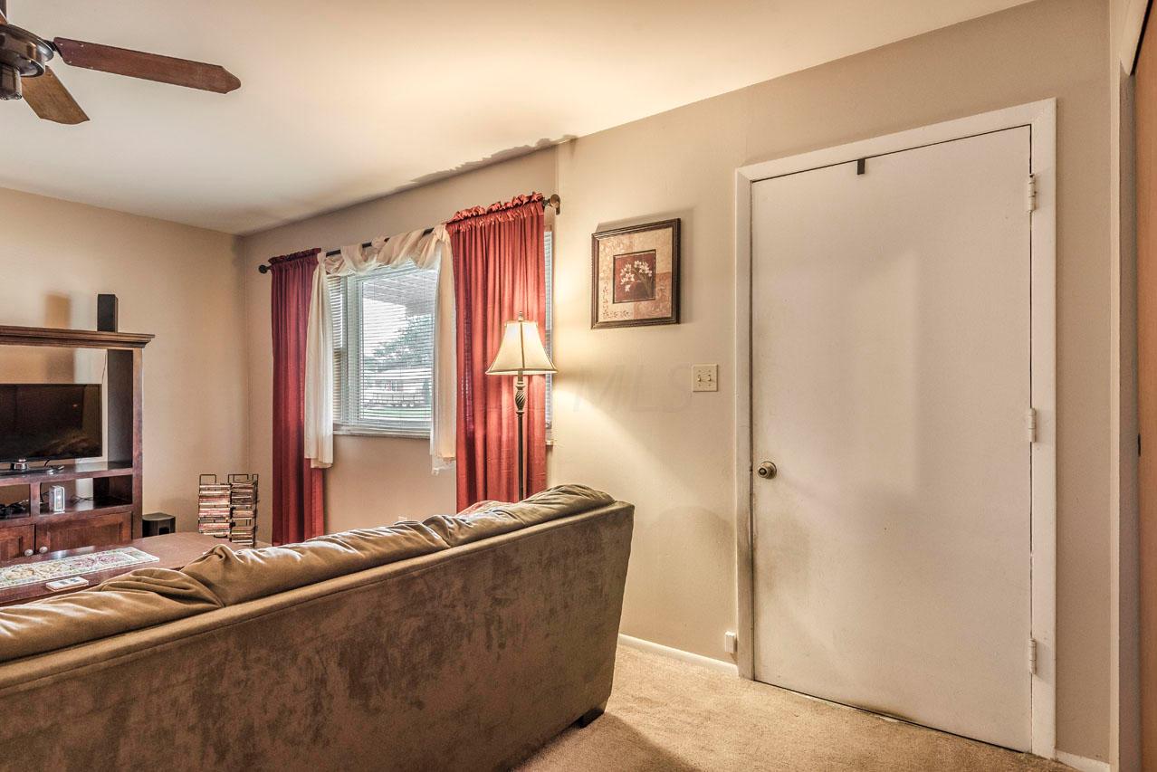 6512 Karl Road Columbus, OH 43229 - Photo 6 of 25 Gallery Image 6