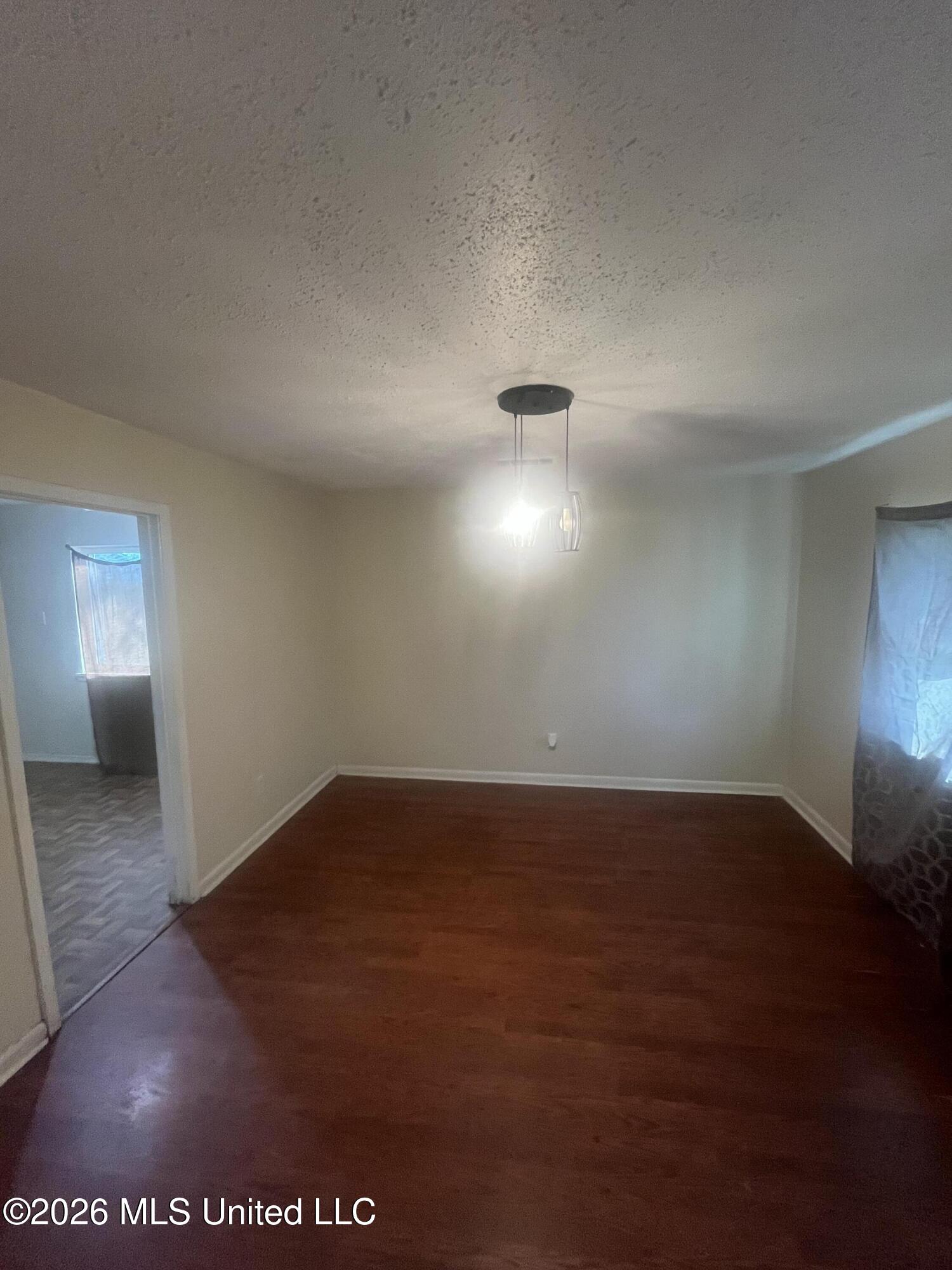 2236 Oak Ridge Drive Greenville, MS 38701 - Photo 5 of 16 IMG_9007