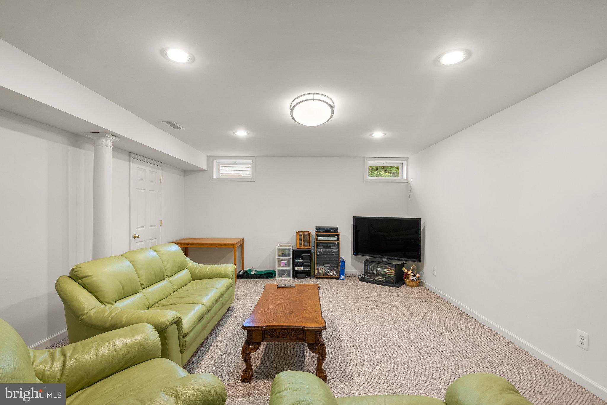 4610 Winding Stone Circle Olney, MD 20832 - Photo 33 of 49