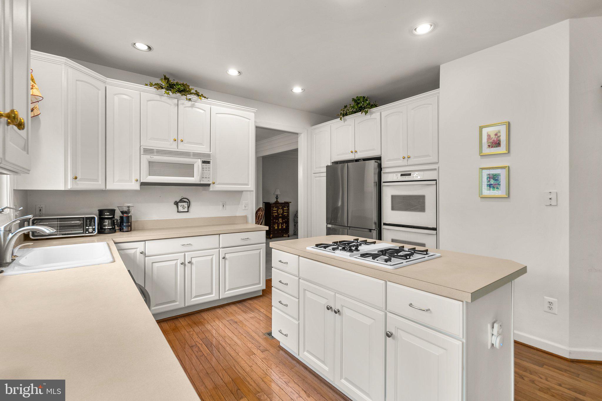 4610 Winding Stone Circle Olney, MD 20832 - Photo 8 of 49