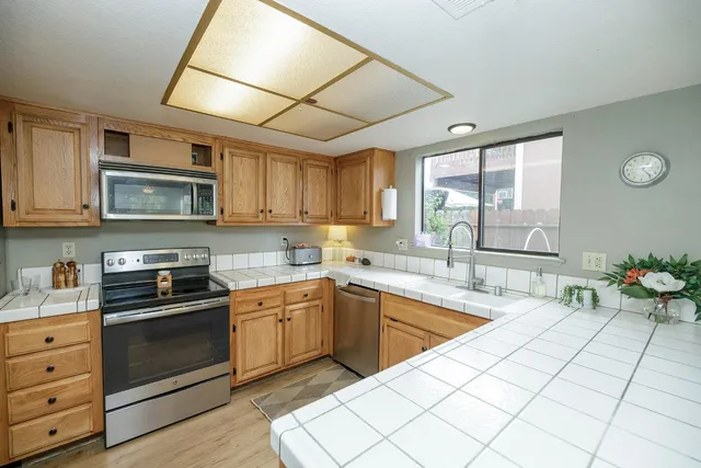 $469,000 | 536 Moray Way, Patterson, CA 95363