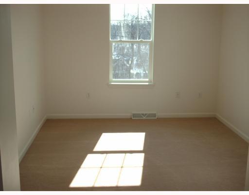 208 Pleasant Ridge Road McKees Rocks, PA 15136 - Photo 7 of 14 Den/Family/Great Room.