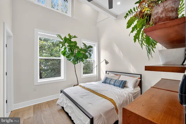 $4,750 | 146 U Street Northeast, Washington, DC 20002