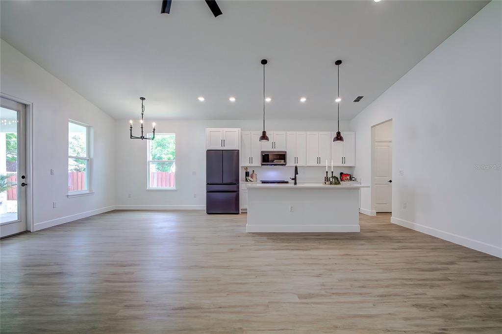 16059 Malden Road Weeki Wachee, FL 34614 - Photo 8 of 20 Gallery Image 8