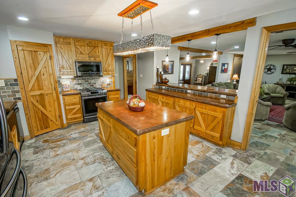 1560 4h Club Road Denham Springs, LA 70726 - Photo 18 of 46 Gallery Image 18