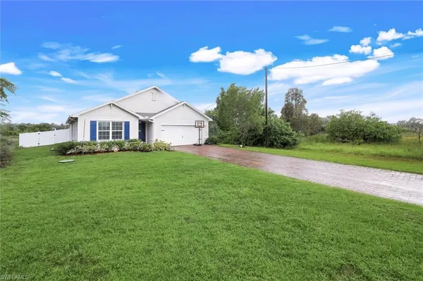 $460,000 | 4180 68th Avenue Northeast, Naples, FL 34120