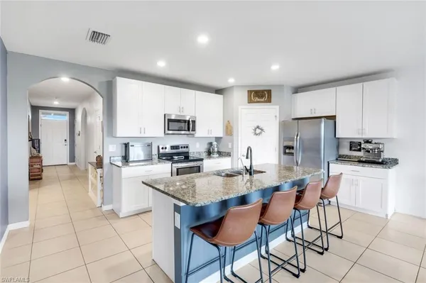 $460,000 | 4180 68th Avenue Northeast, Naples, FL 34120