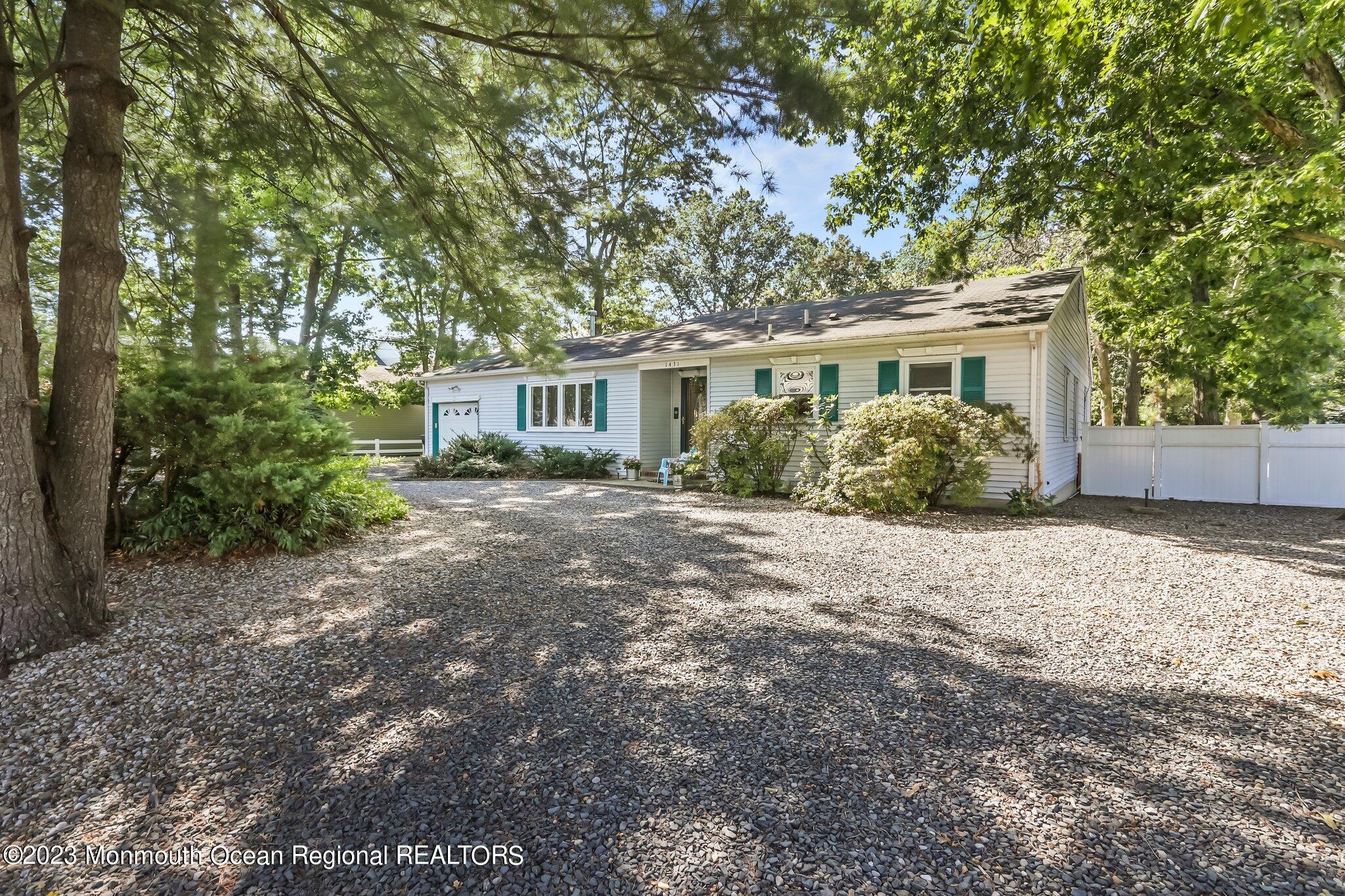 1431 Green Grove Road Brick, NJ 08724 - Photo 1 of 50 27-web-or-mls-5W5A0886
