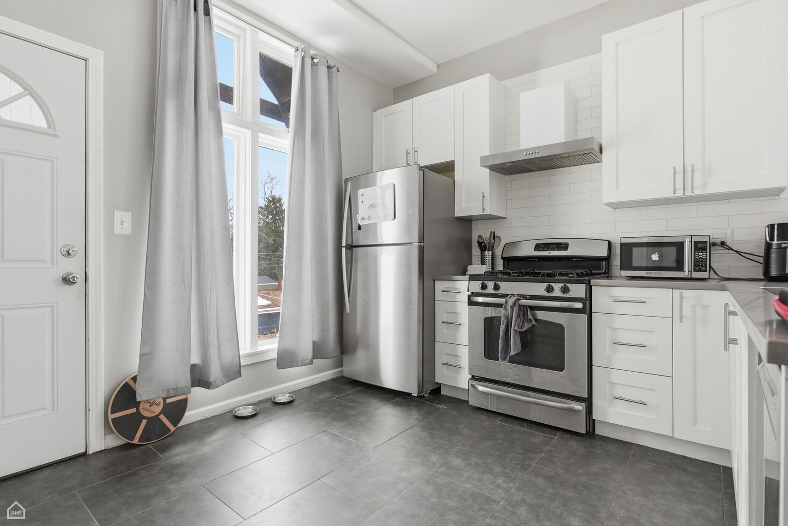 1521 Lake Street Evanston, IL 60201 - Photo 14 of 23