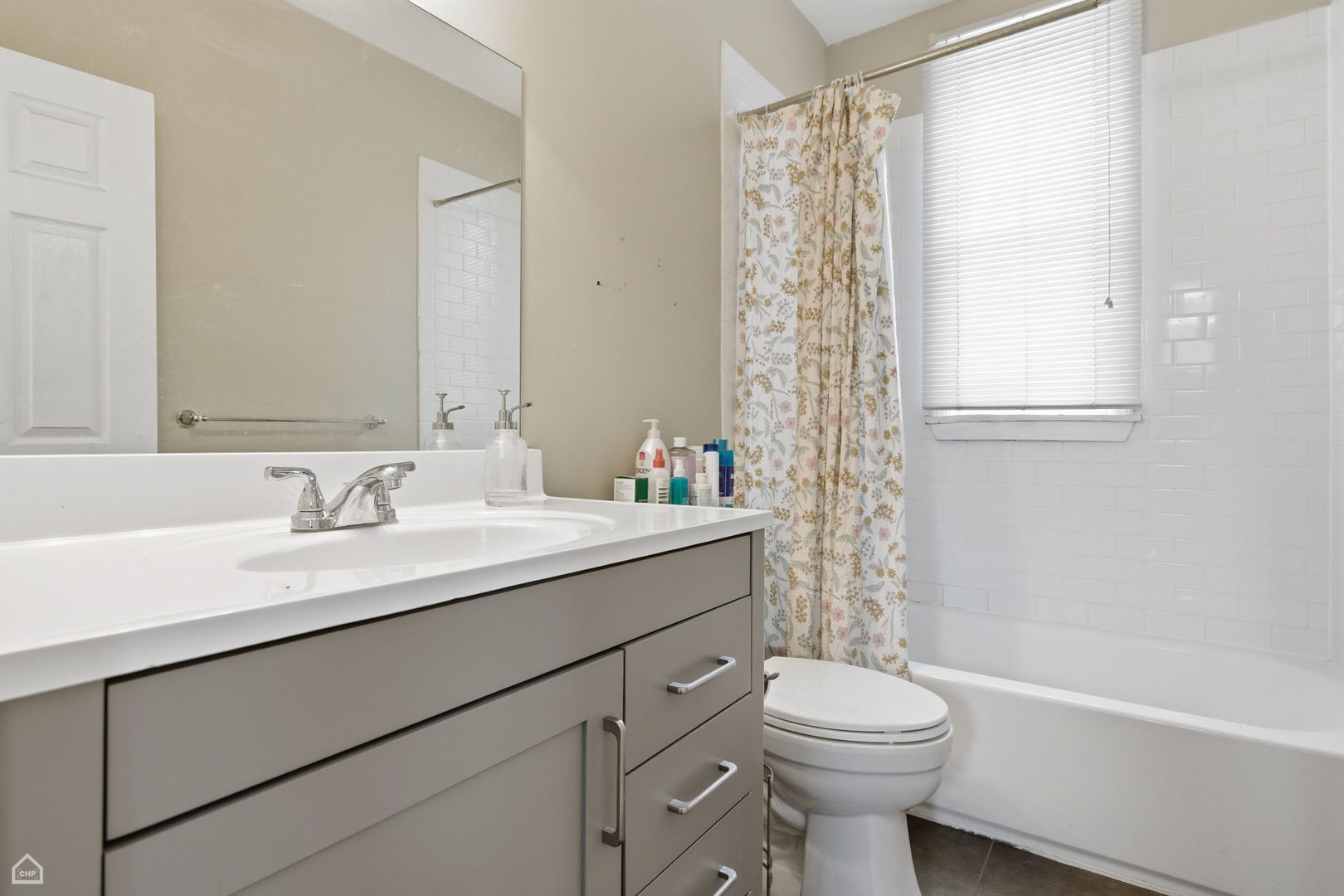 1521 Lake Street Evanston, IL 60201 - Photo 17 of 23