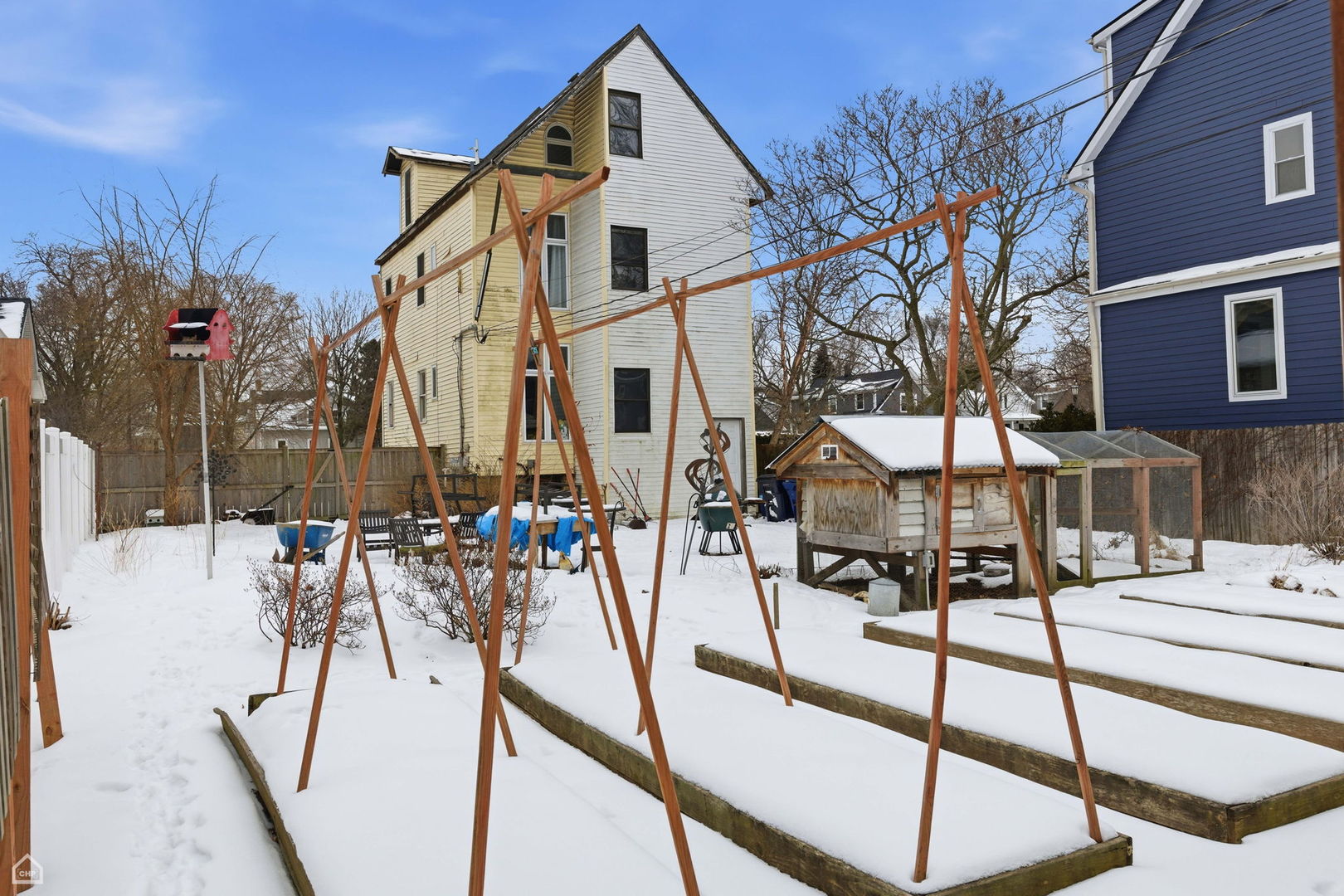 1521 Lake Street Evanston, IL 60201 - Photo 3 of 23