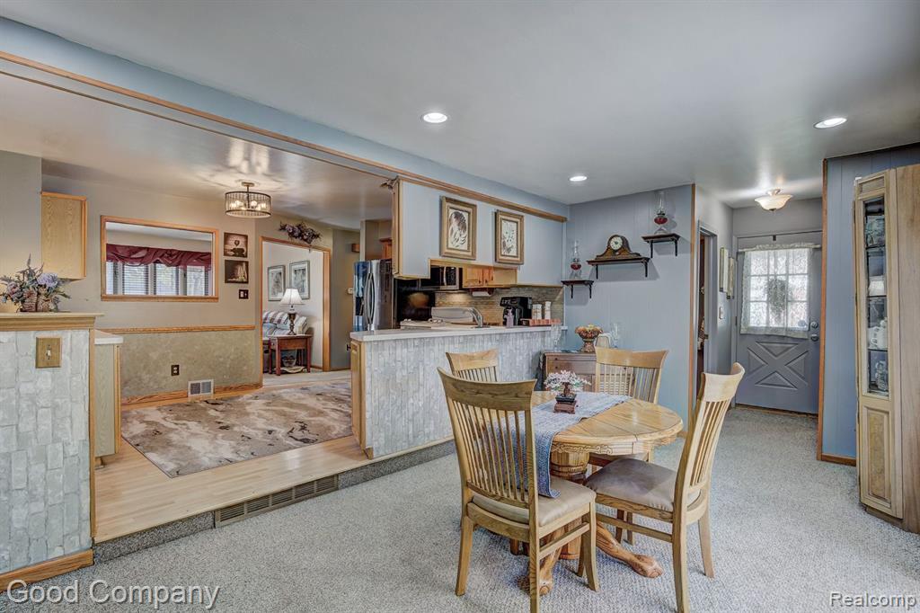 4615 Frazho Road Warren, MI 48091 - Photo 13 of 38