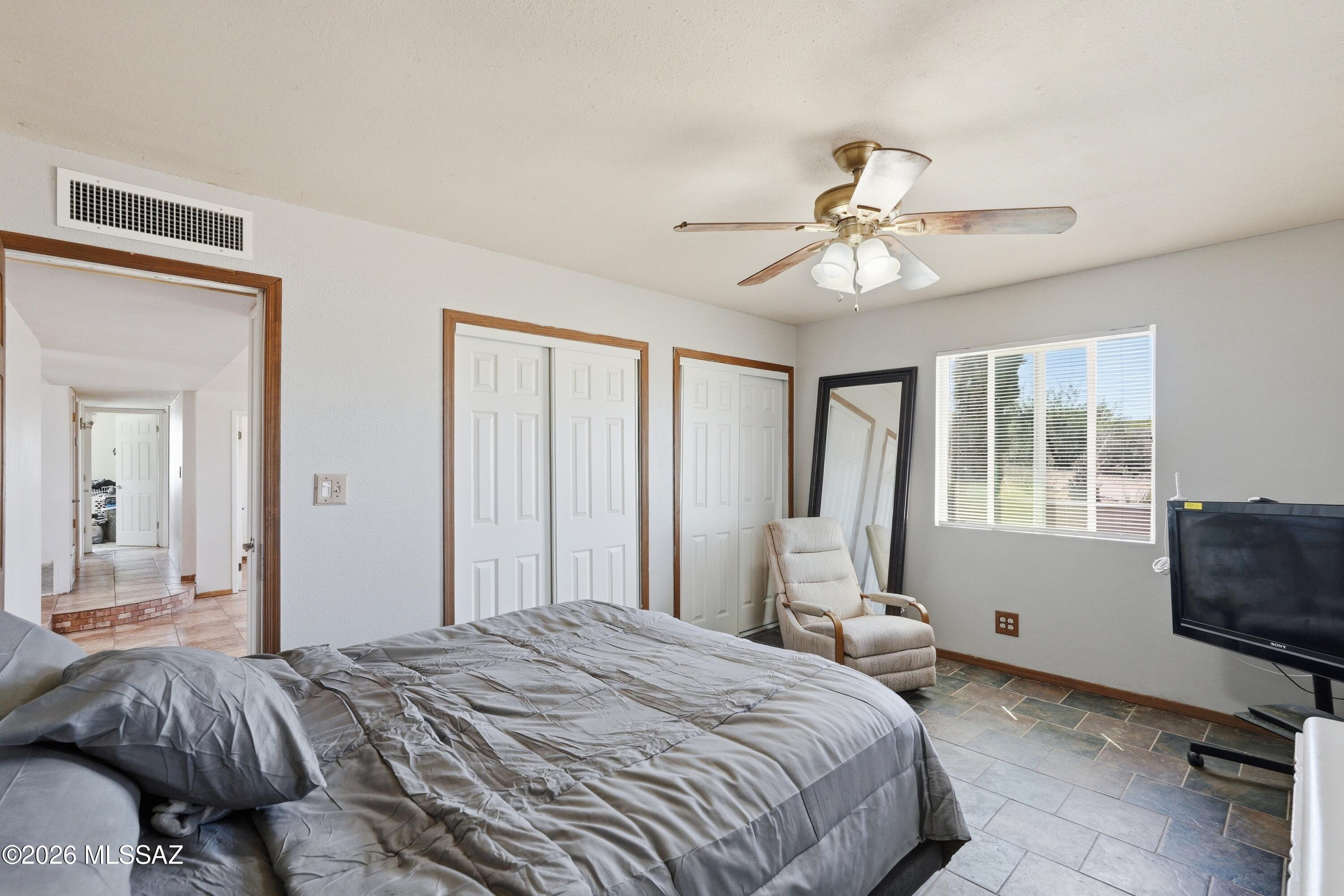 12010 West Hilltop Road Tucson, AZ 85736 - Photo 27 of 49
