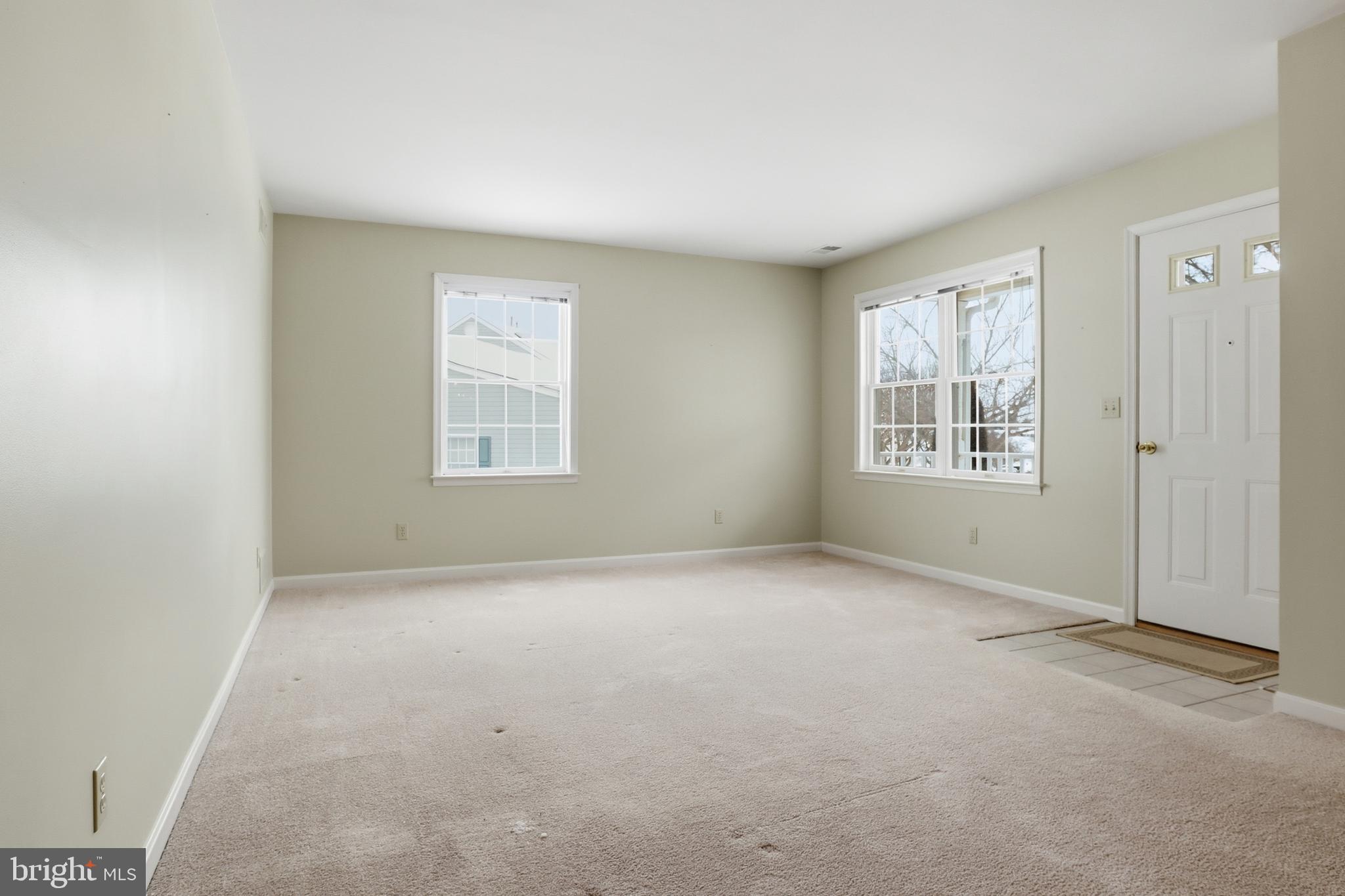 3004 Lakefield Road, Unit 3004 York, PA 17402 - Photo 7 of 33 an empty room with windows