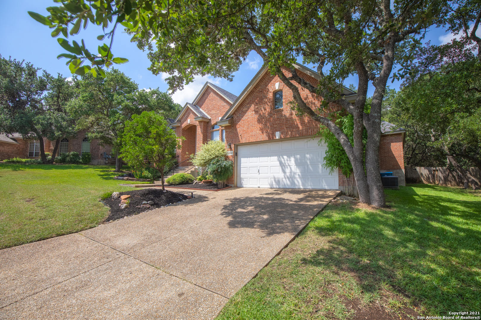 28902 Chartwell Lane Fair Oaks Ranch, TX 78015 - Photo 2 of 33 Gallery Image 2