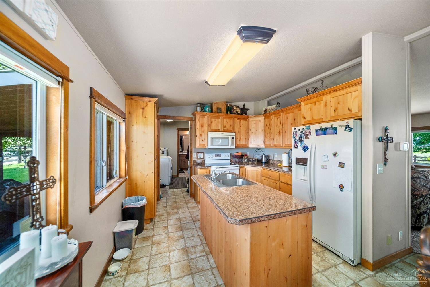 14831 Southwest Weigand Road Powell Butte, OR 97753 - Photo 5 of 25 Additional Photo