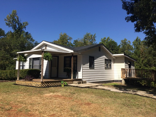 2216 Ridge Road Hodges, SC 29653 - Photo 1 of 1