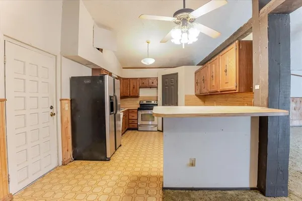 $150,000 | 4550 South Lakeview Drive, Gordon, TX 76453