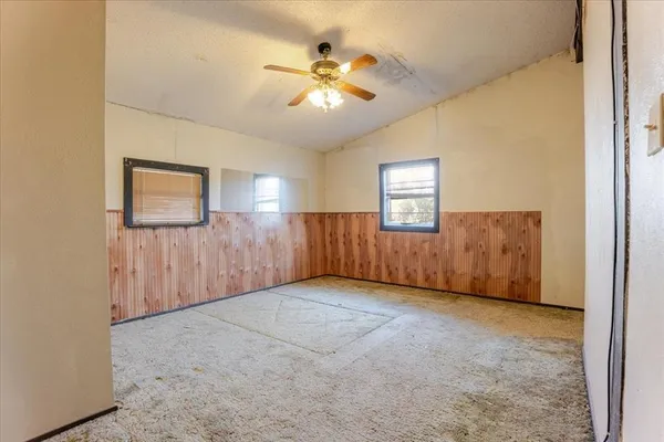 $150,000 | 4550 South Lakeview Drive, Gordon, TX 76453