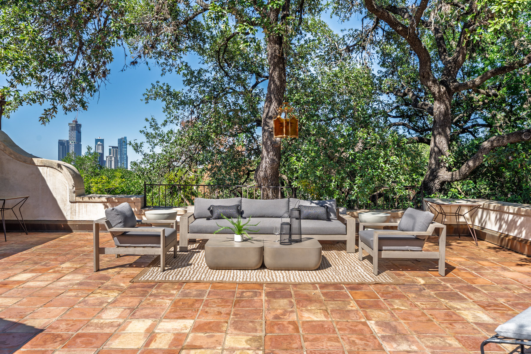 806 Rosedale Terrace Austin, TX 78704 - Photo 27 of 40 a view of a patio with a patio