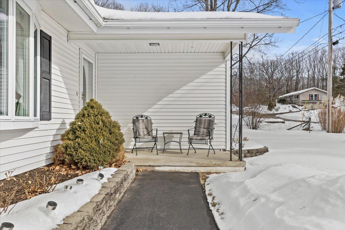 10 George Avenue Sanford, ME 04073 - Photo 4 of 32 24-10 George-24