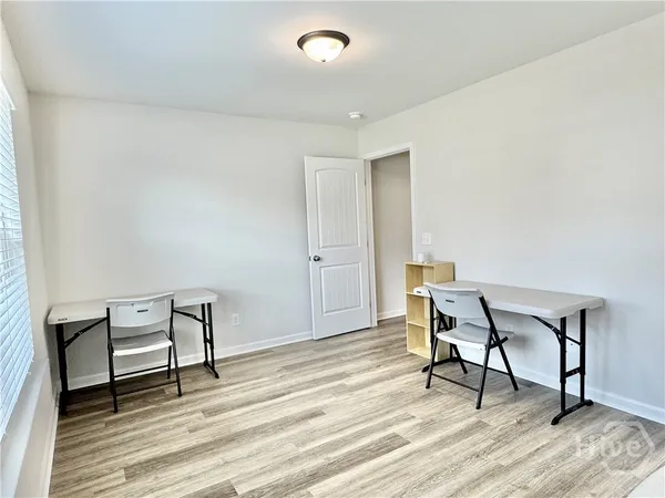 $2,400 | 252 Cromer Street, Savannah, GA 31407