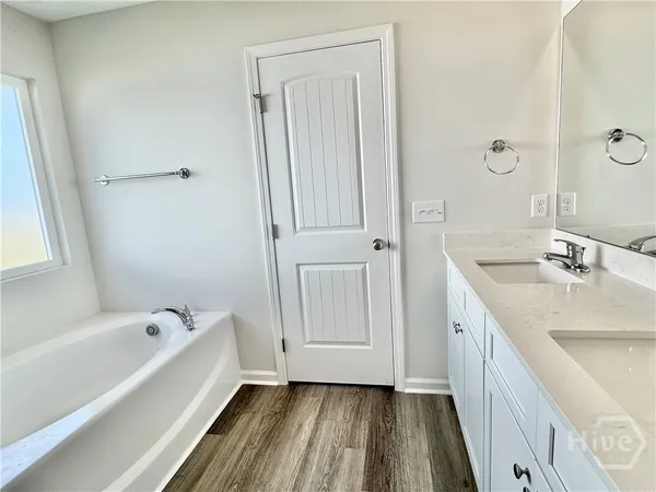 $2,400 | 252 Cromer Street, Savannah, GA 31407