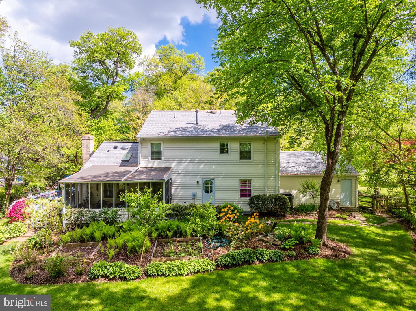 10812 Hunt Club Road Reston, VA 20190 - Photo 65 of 74 Gallery Image 65