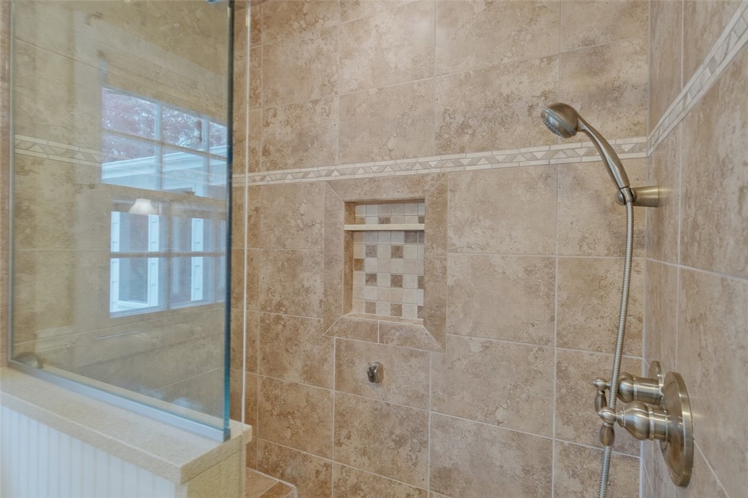 8 Appletown Road Smithfield, RI 02828 - Photo 19 of 43 Gallery Image 19