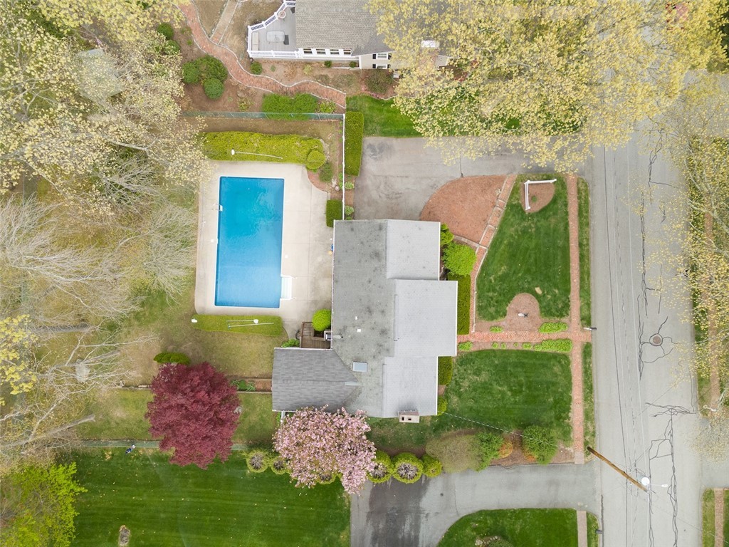 8 Appletown Road Smithfield, RI 02828 - Photo 35 of 43 Gallery Image 35