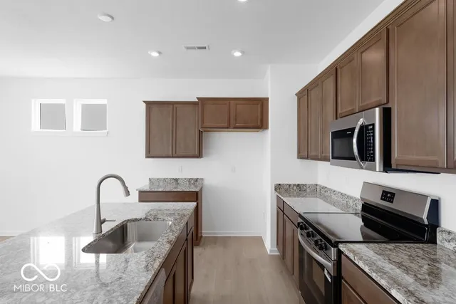 $289,999 | 2201 Aviary Lane, Danville, IN 46122