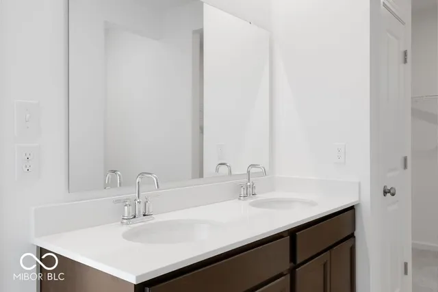 $289,999 | 2201 Aviary Lane, Danville, IN 46122